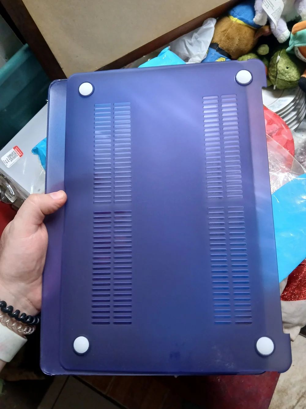 Ruban brand case for the MacBook Series laptops.